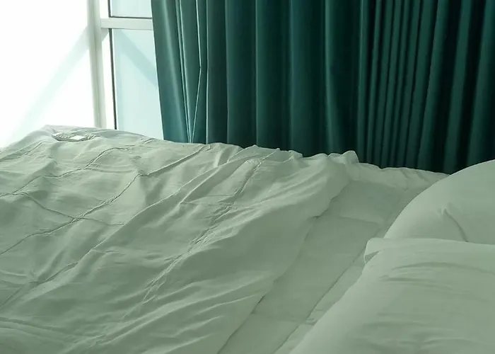 Charming 1br With Natural Light Manila
