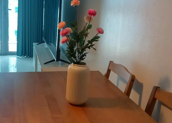 Charming 1br With Natural Light Manila